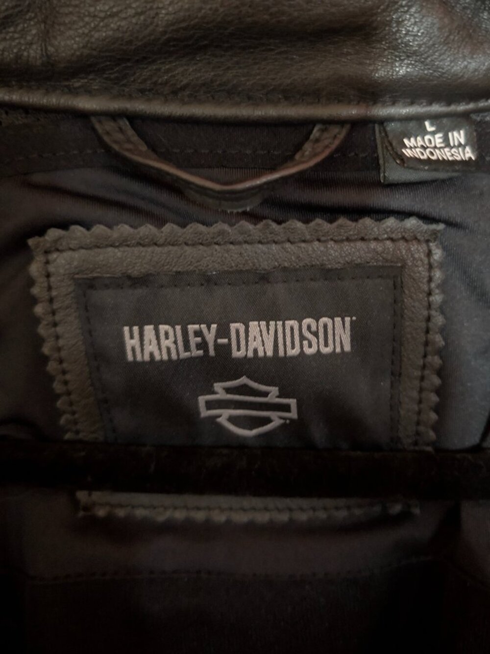 Harley-Davidson Women's Leather Riding Jacket - Size L (98004-22VW) - Picture 4 of 15